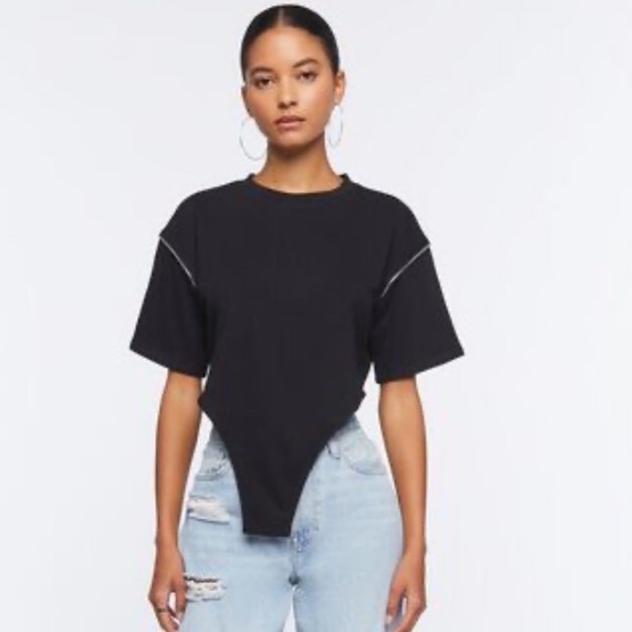 Forever21 Curved Hem Cropped Tee - Picture 2 of 6